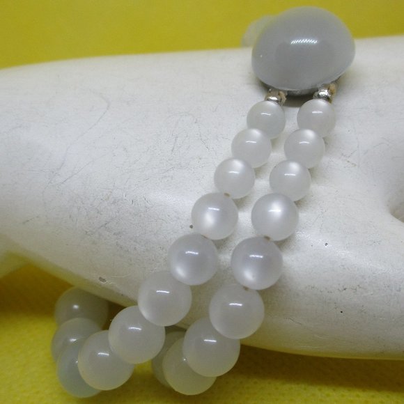 Vintage RICHELIEU MOONGLOW Bracelet Light Blue Moonglow Richelieu Double Strand - Picture 7 of 16